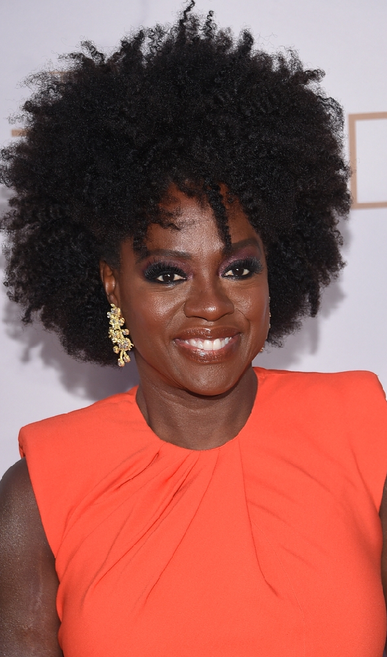 Viola Davis in afro hairstyle