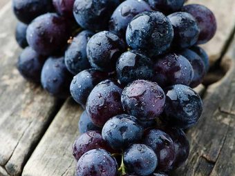 9 Powerful Reasons You Must Eat Black Grapes