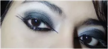 Step 10 of applying gothic eye makeup