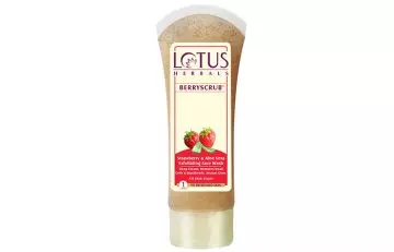 Lotus Herbals BERRYSCRUB Strawberry And Aloe Vera Exfoliating Face Wash