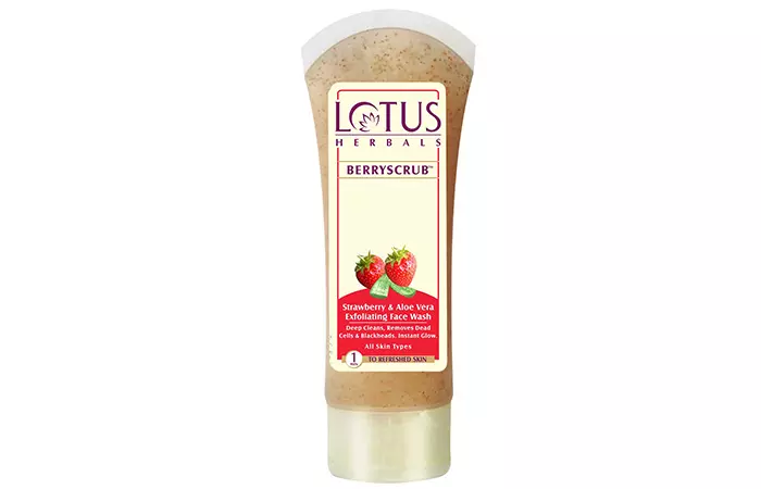 Lotus Herbals BERRYSCRUB Strawberry And Aloe Vera Exfoliating Face Wash