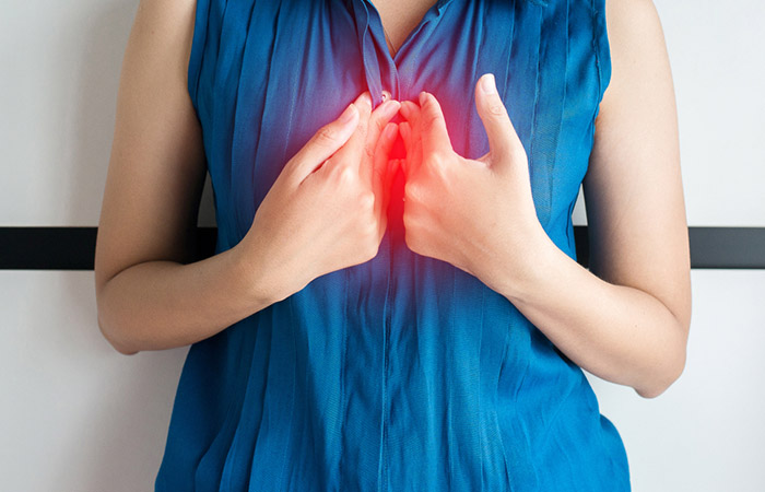 Woman with heartburn may benefit from black salt
