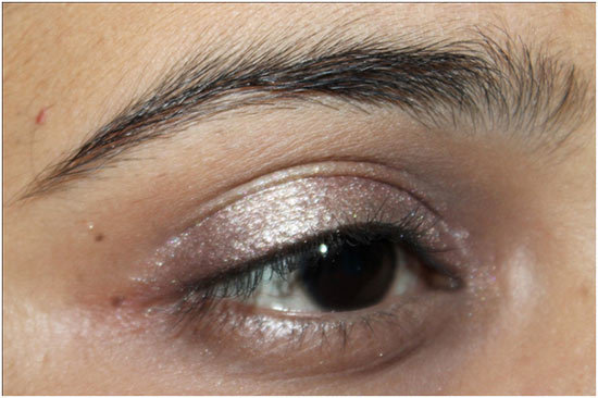 Shimmery eyeshadow for Tamil bridal makeup