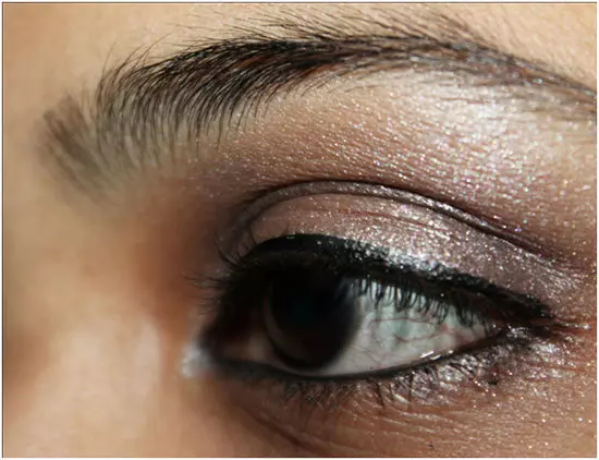 Eye liner or kajal for Tamil bridal makeup look