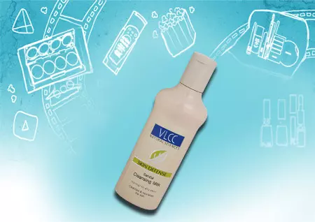 VLCC Sandal Cleansing Milk