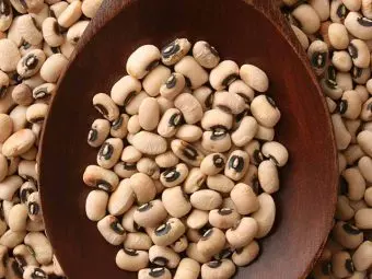 14 Best Benefits & Uses Of Cowpeas (Lobia) For Skin, Hair And Health