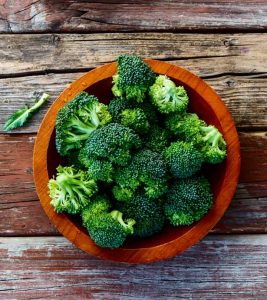 21 Best Benefits Of Broccoli For Skin, Hair, And Health