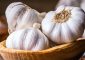 14 Serious Side Effects Of Garlic (Fo...