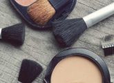 10 Best Compact Powders For Dry Skin - 2022 Update (With Reviews)