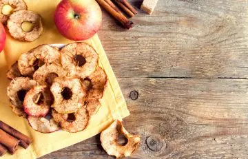 Baked apple chips for weight loss