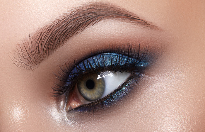 Deep blue eyeshadow makeup tutorial