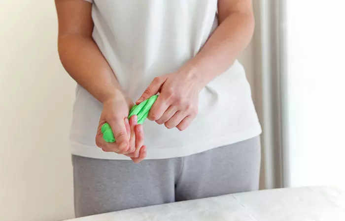 Wrist strengthening exercise with putty