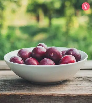 Plums-Health-Benefits-for-Constipation-and-Diabetes