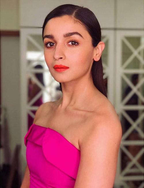 Beautiful Indian girl named Alia Bhatt