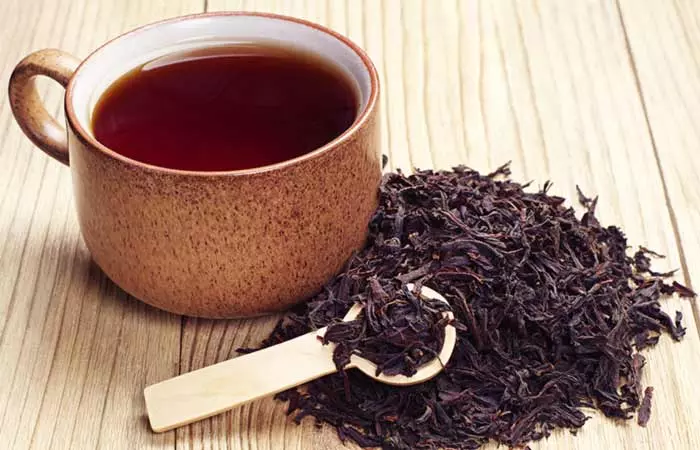Get rid of razor bumps using black tea