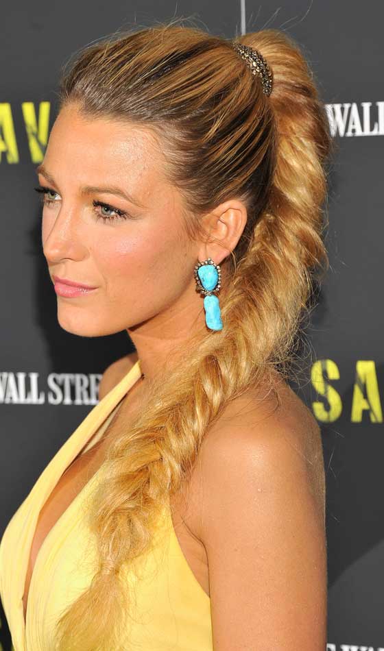 Top 10 Greek Hairstyles That You Can Try Right Now