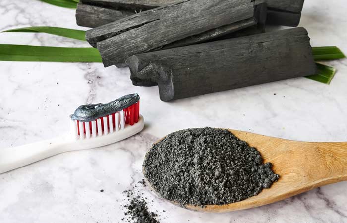 Activated charcoal to naturally whiten teeth