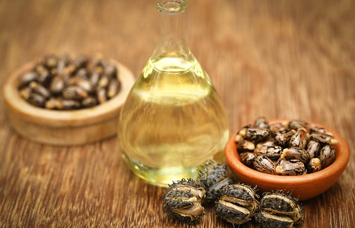 Castor oil as a natural way to reduce forehead wrinkles at home.