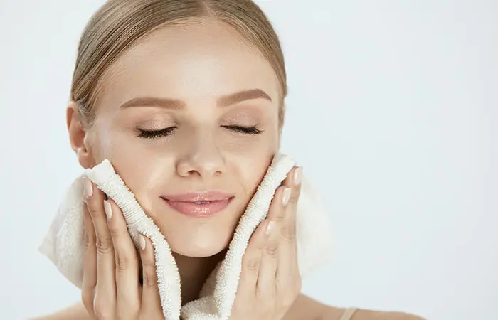 How to get rid of heat pimples with a cold compress