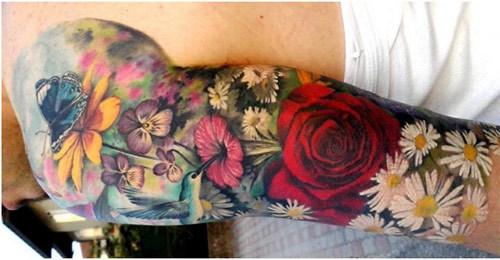 Top 10 Daisy Tattoo Designs