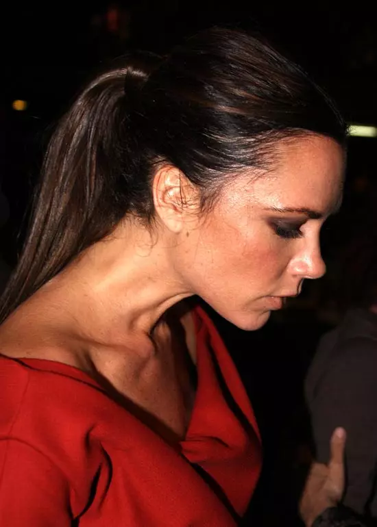 Ombre low base ponytail Victoria Beckham hairstyle