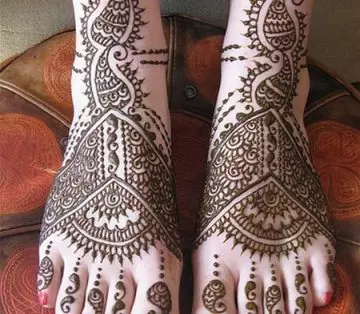 Mehndi design for feet for Eid