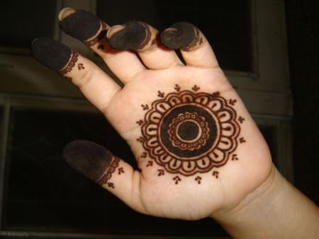 simple mehndi designs for hands