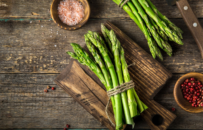 Asparagus is rich in folic acid