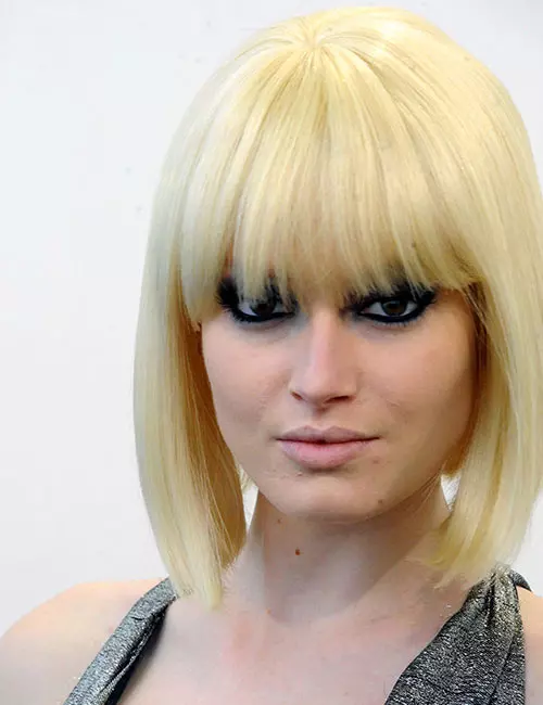 Classic '20s bob haircut helps thin hair to look thicker