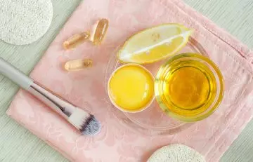Egg, olive oil, lemon juice , vitamin E capsules for egg shampoo