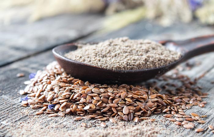 Ground flax seeds for hair growth