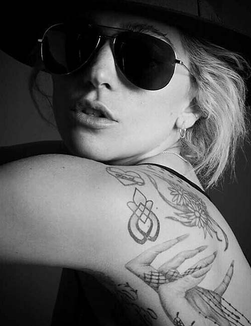 Lady Gaga infinity rose tattoo
