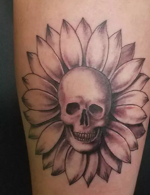 Latin skull tattoo design