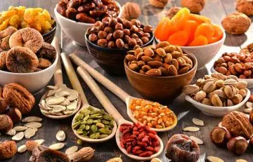 Nuts and seeds are fiber-rich foods