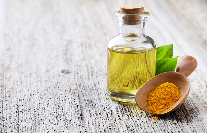 Olive oil and turmeric for dandruff control