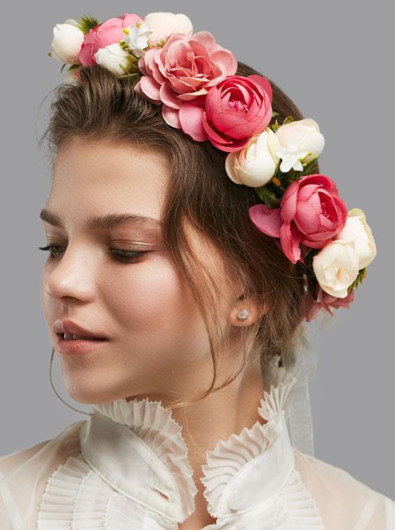 55 Bridal Hairstyles You Can Try For Your Reception In 2024 - 36