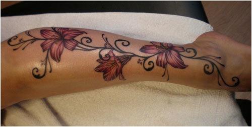 Top 10 Lily Tattoo Designs