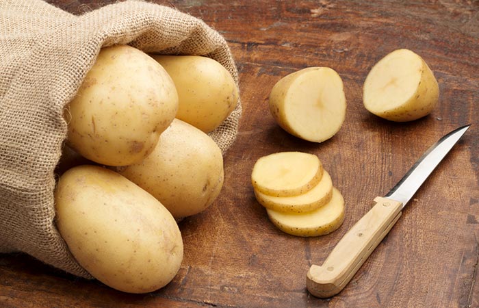 Potato as a natural remedy to get rid of eye bags.
