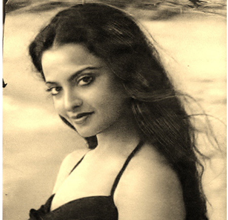 Rekha in a black and white picture without makeup