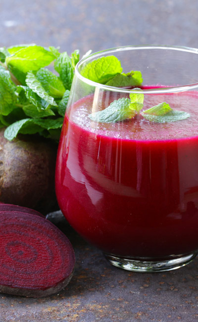 Beetroot, black grape, and mint smoothie for weight loss