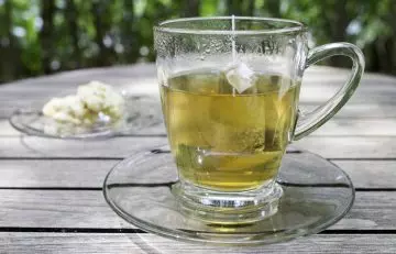 2. Green Tea With Lipton Green Tea Bag