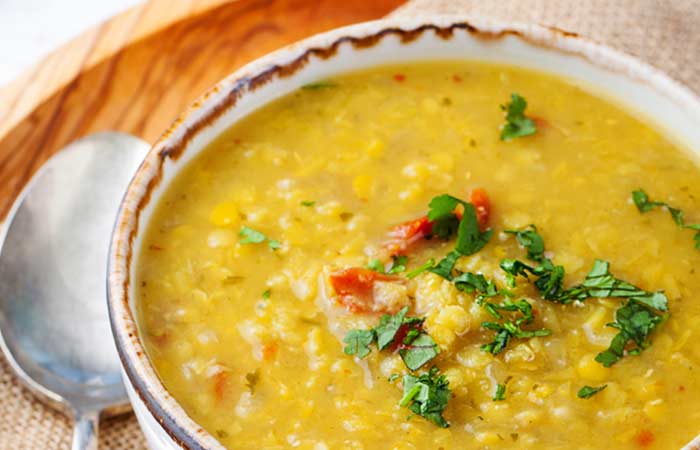 Lentil soup with flaxseeds for weight loss