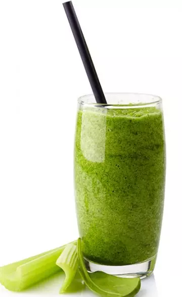 Celery, pear, and ACV smoothie for weight loss
