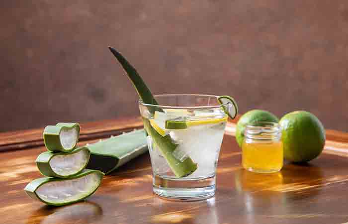 Aloe vera and lemon juice for acne