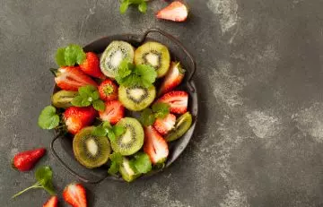 Kiwi and strawberry salad