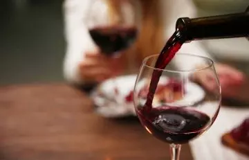 Red wine among best anti-aging foods