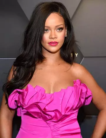 is one of the most gorgeous https://cdn2.stylecraze.com/wp-content/uploads/2013/12/Rihanna-1.jpg