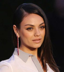 Top 10 Pictures of Mila Kunis Without Mak...