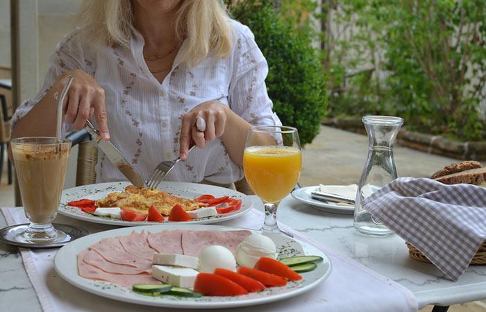 Effects Of Skipping Breakfast