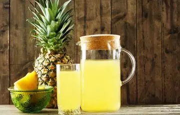 Pineapple juice to get rid of abdominal bloating